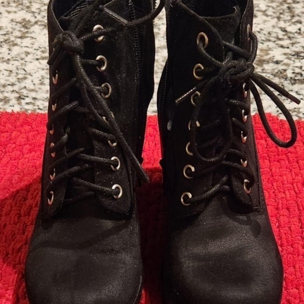 Elegant Black Lace-Up Boots for Women